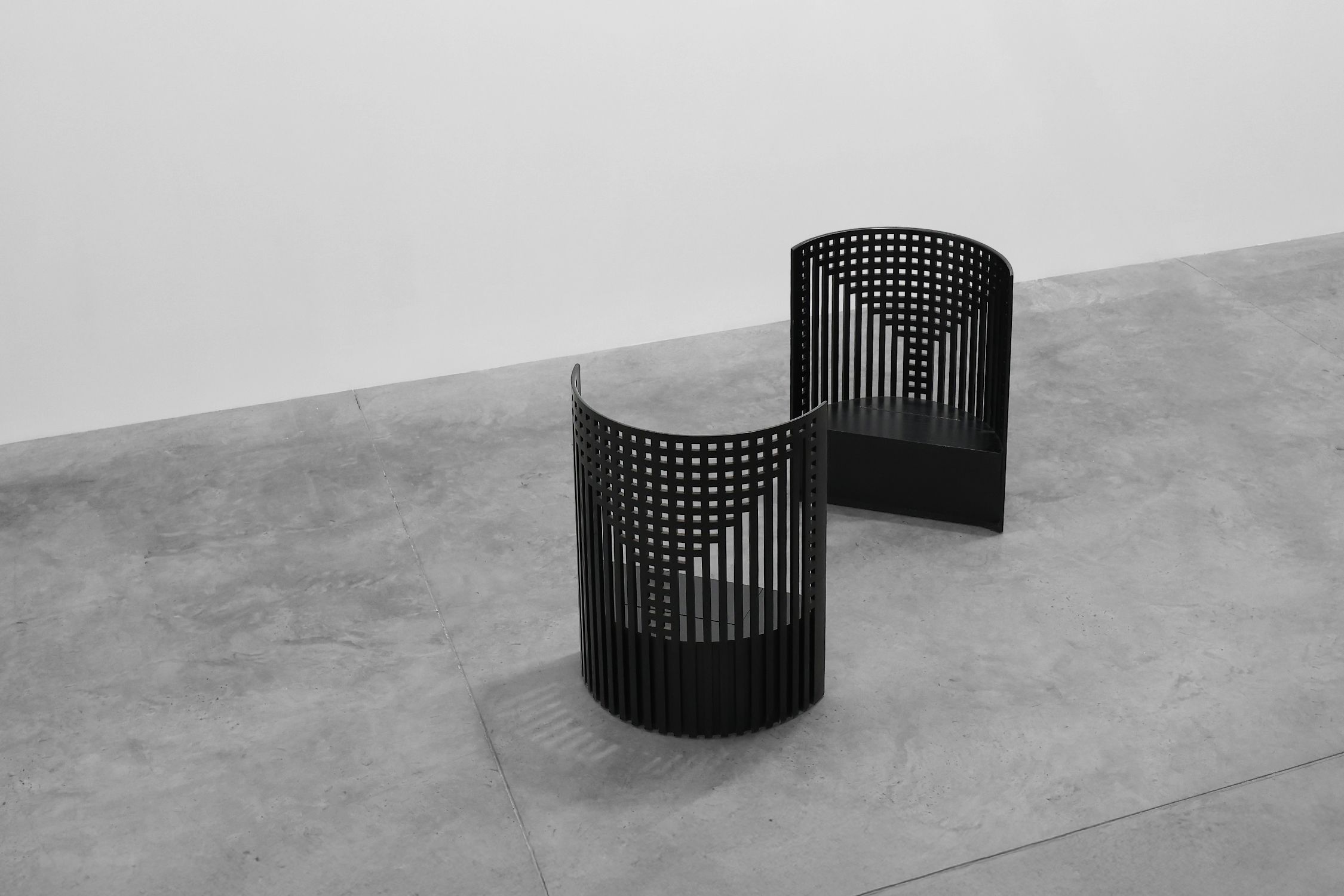 Pair of black Mackintosh Willow chairs by Atelier International, Italy 1980sthumbnail